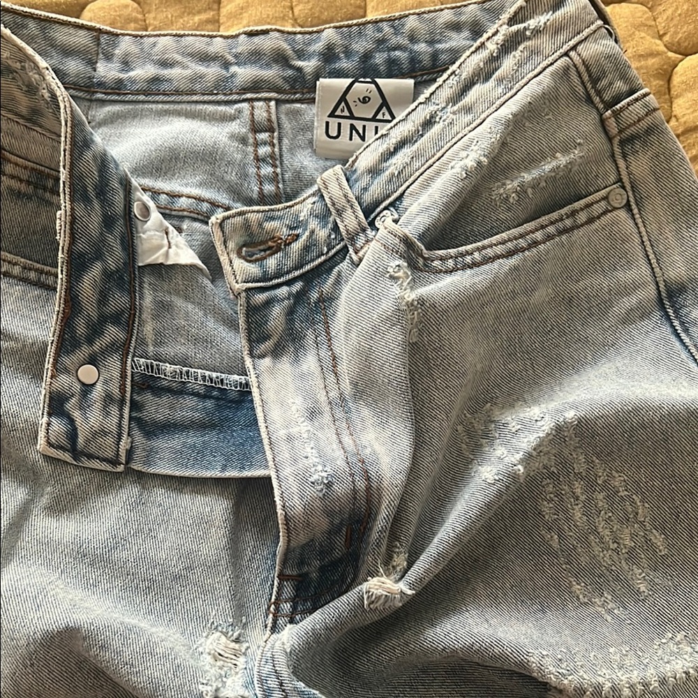 UNIF Distressed Denim Shorts - Picture 3 of 4